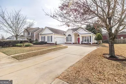 301 Meyers Lake Drive, Warner Robins, GA 31088 - Photo 3