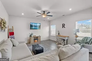 642 Summerfield Ln, Cartersville, GA 30120 - Photo 19