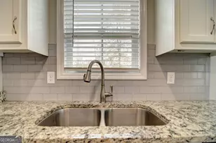 3637 Deidra Miller, Valdosta, GA 31605 - Photo 11