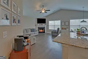 183 Crestview Dr, Carnesville, GA 30521 - Photo 9