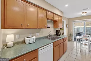 138 Hardwood Forest Dr, Brunswick, GA 31525 - Photo 13