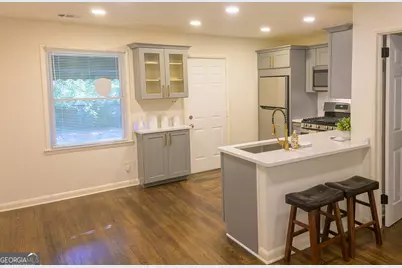 753 Commodore Drive NW, Atlanta, GA 30318 - Photo 7