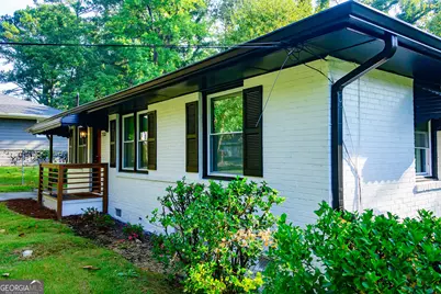 753 Commodore Drive NW, Atlanta, GA 30318 - Photo 3