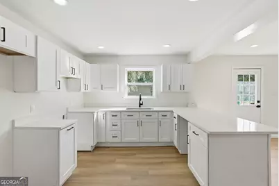 2403 Spivey Avenue, Garden City, GA 31408 - Photo 7