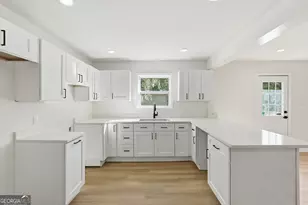 2403 Spivey Ave, Garden City, GA 31408 - Photo 7