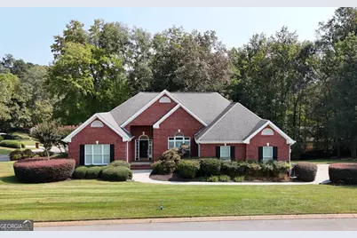 201 E Tennant Circle, Chickamauga, GA 30707 - Photo 1