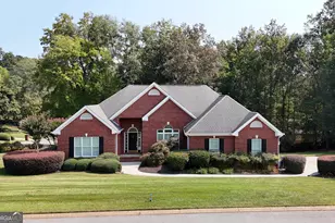 201 E Tennant Cir, Chickamauga, GA 30707 - Photo 1