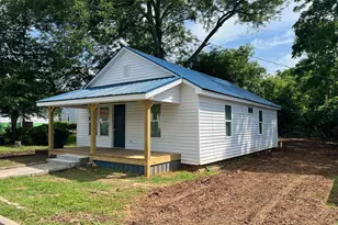 416 E Gordon St, Elberton, GA 30635 - Photo 1