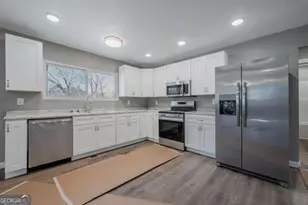 600 1st St, Lafayette, GA 30728 - Photo 9