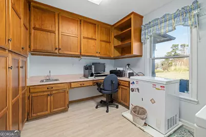 605 Chenocetah Drive, Cornelia, GA 30531 - Photo 17