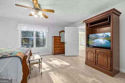 605 Chenocetah Drive, Cornelia, GA 30531 - Photo 13