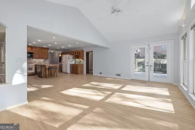 605 Chenocetah Drive, Cornelia, GA 30531 - Photo 11