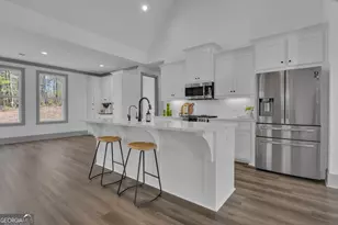 215 Grey Fairs Ave, Senoia, GA 30276 - Photo 13