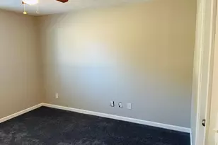 2890 Garnet Way, College Park, GA 30349 - Photo 15