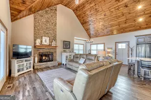 368 Ivy Log Heights Rd, Young Harris, GA 30582 - Photo 13