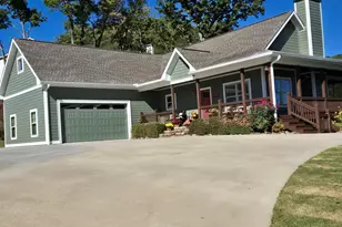 368 Ivy Log Heights Rd, Young Harris, GA 30582 - Photo 1