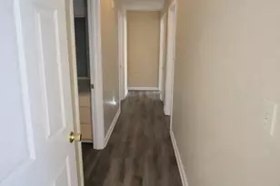 3877 Stratford Cir, Valdosta, GA 31605 - Photo 9