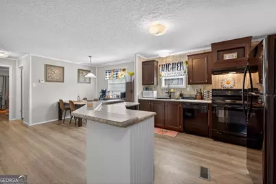 818 Dean Mountain Road, Cleveland, GA 30528 - Photo 13