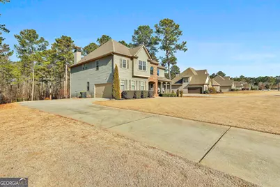 103 Fox Hall Crossing W, Senoia, GA 30276 - Photo 7