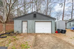 174 Paramount Dr, Eatonton, GA 31024 - Photo 17