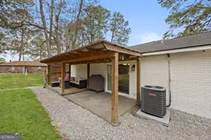 1318 Whitfield Park Dr, Savannah, GA 31406 - Photo 27