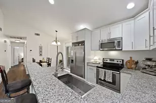 1318 Whitfield Park Dr, Savannah, GA 31406 - Photo 11