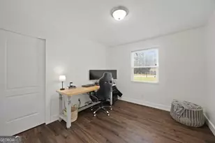 1318 Whitfield Park Dr, Savannah, GA 31406 - Photo 15