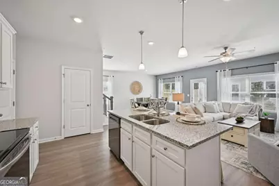 336 Lanier Circle, Woodstock, GA 30189 - Photo 57