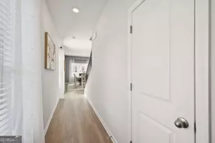 336 Lanier Cir, Woodstock, GA 30189 - Photo 5