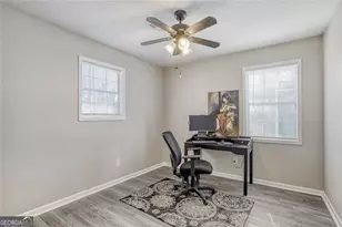 1049 Autumn Crest Dr, Stone Mountain, GA 30083 - Photo 11