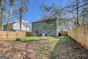 1049 Autumn Crest Dr, Stone Mountain, GA 30083 - Photo 27