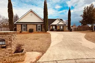 108 Holbeck Ct, Warner Robins, GA 31088 - Photo 3