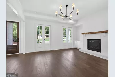 220 Suwanee Avenue, Suwanee, GA 30024 - Photo 9