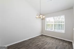 3639 Mosswood Ln, Rex, GA 30273 - Photo 3