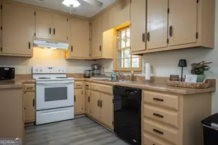 100 VFW Dr, Watkinsville, GA 30677 - Photo 9