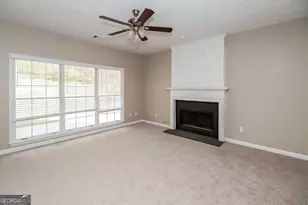 8418 Waverly Dr, Jonesboro, GA 30236 - Photo 3