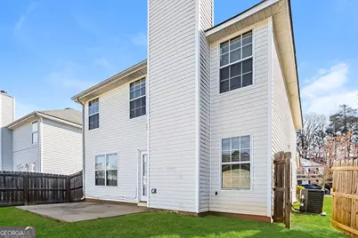 2424 Wood Bend Lane, Riverdale, GA 30296 - Photo 15