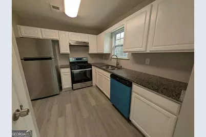 114 Waterford Way, Griffin, GA 30223 - Photo 7