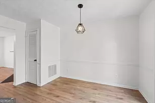 1684 Hunting Creek Dr SE, Conyers, GA 30013 - Photo 17