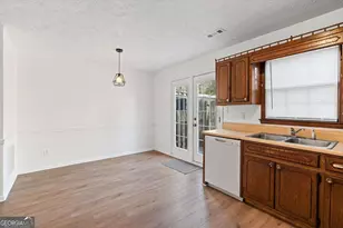 1684 Hunting Creek Dr SE, Conyers, GA 30013 - Photo 15