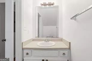 1684 Hunting Creek Dr SE, Conyers, GA 30013 - Photo 23