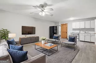 212 Chandler St, Calhoun, GA 30701 - Photo 1