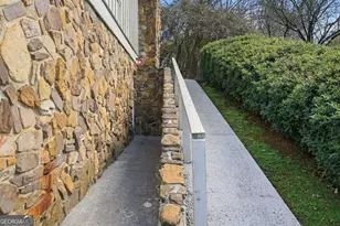 212 Chandler St, Calhoun, GA 30701 - Photo 7