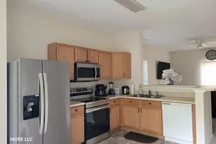 6104 Camden Forrest Ct, Riverdale, GA 30296 - Photo 3