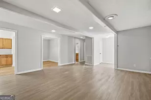 212 Chandler St, Calhoun, GA 30701 - Photo 9