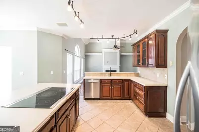 208 Twelve Oaks Drive, Warner Robins, GA 31088 - Photo 19