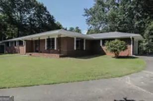 394 Fayetteville Rd, Fairburn, GA 30213 - Photo 3