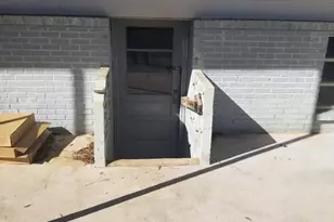 210 N 14th St, Lanett, AL 36863 - Photo 5