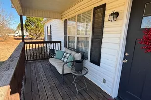 13 Chappell Hill Rd, Williamson, GA 30292 - Photo 3