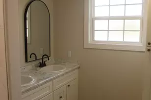 390 Bay St, Baxley, GA 31513 - Photo 23